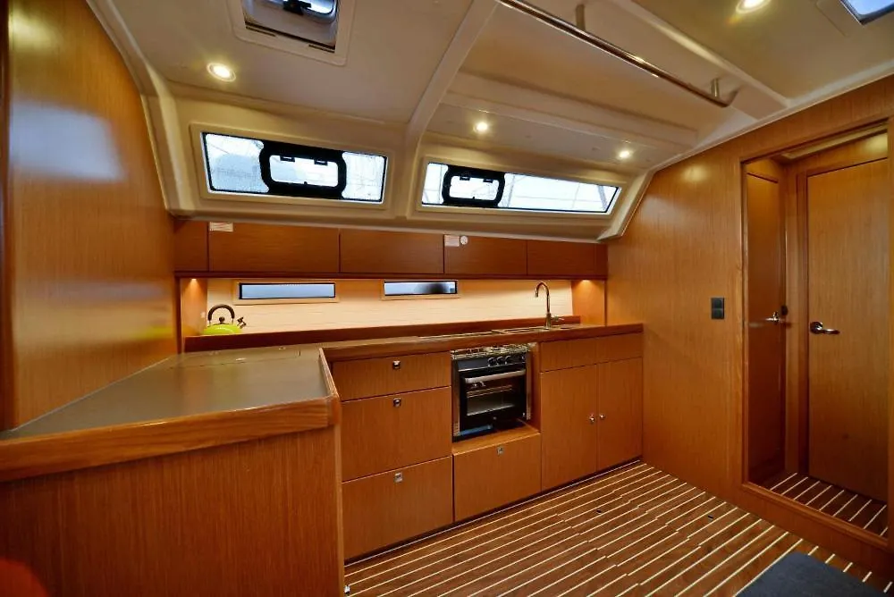 Sailing Yacht Queen Eliza Varna 0*,  Bulgária